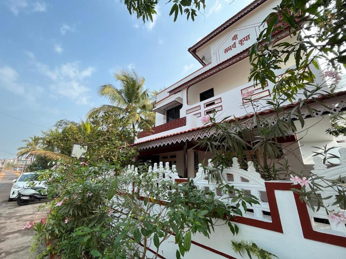 Gayatri Homestay Ratnagiri Ngoại thất bức ảnh