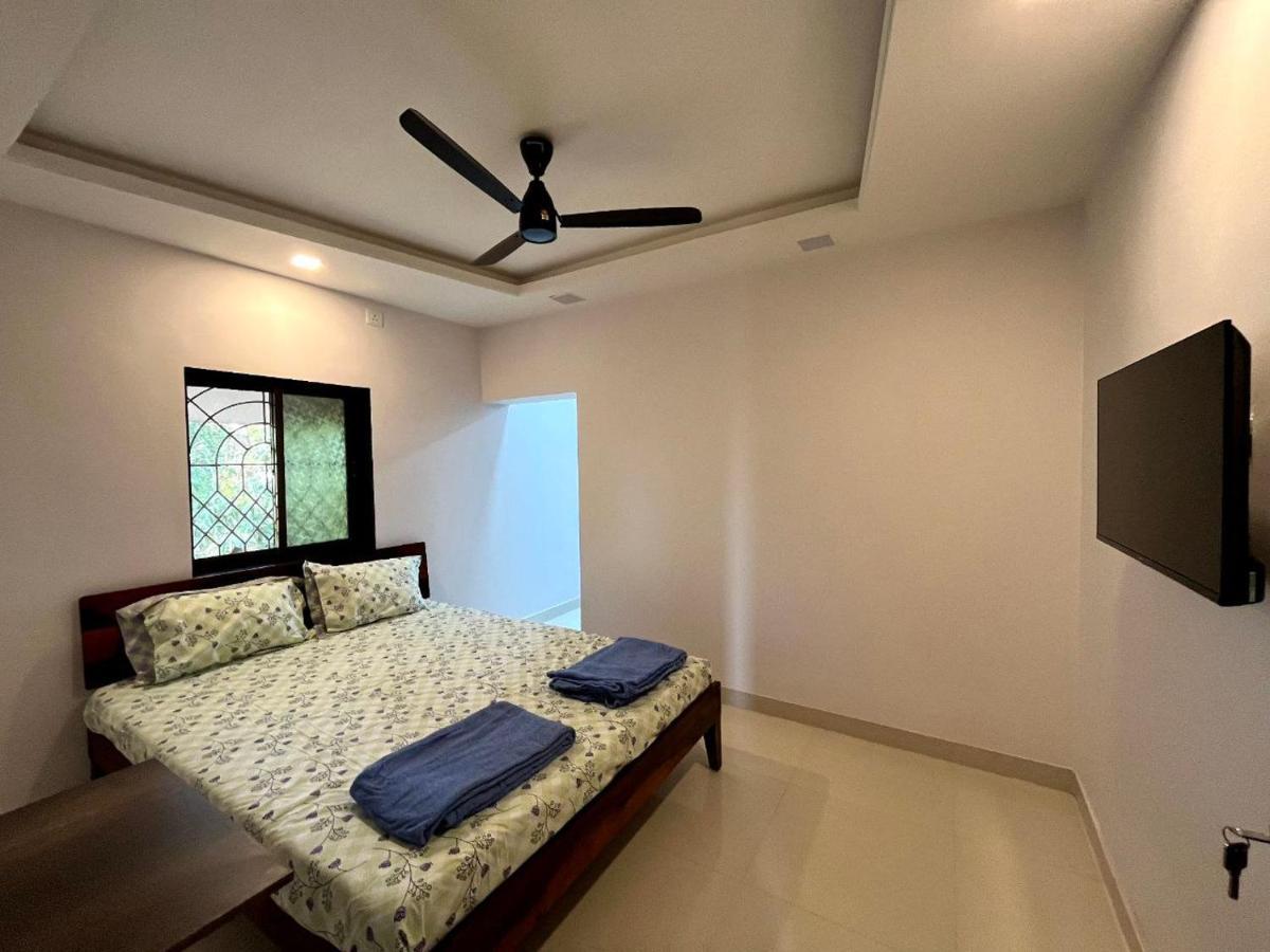 Gayatri Homestay Ratnagiri Ngoại thất bức ảnh