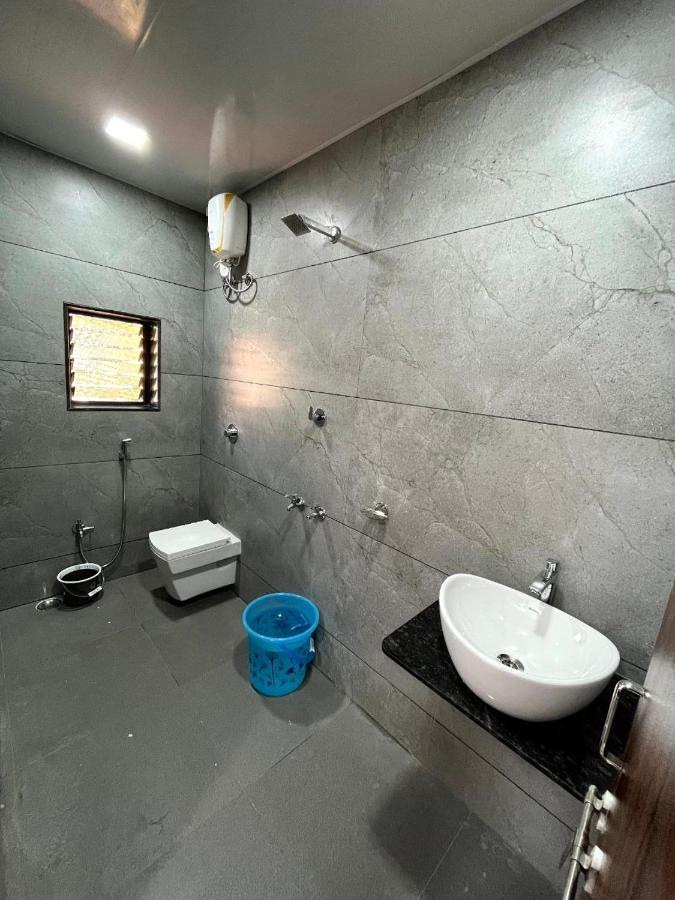 Gayatri Homestay Ratnagiri Ngoại thất bức ảnh