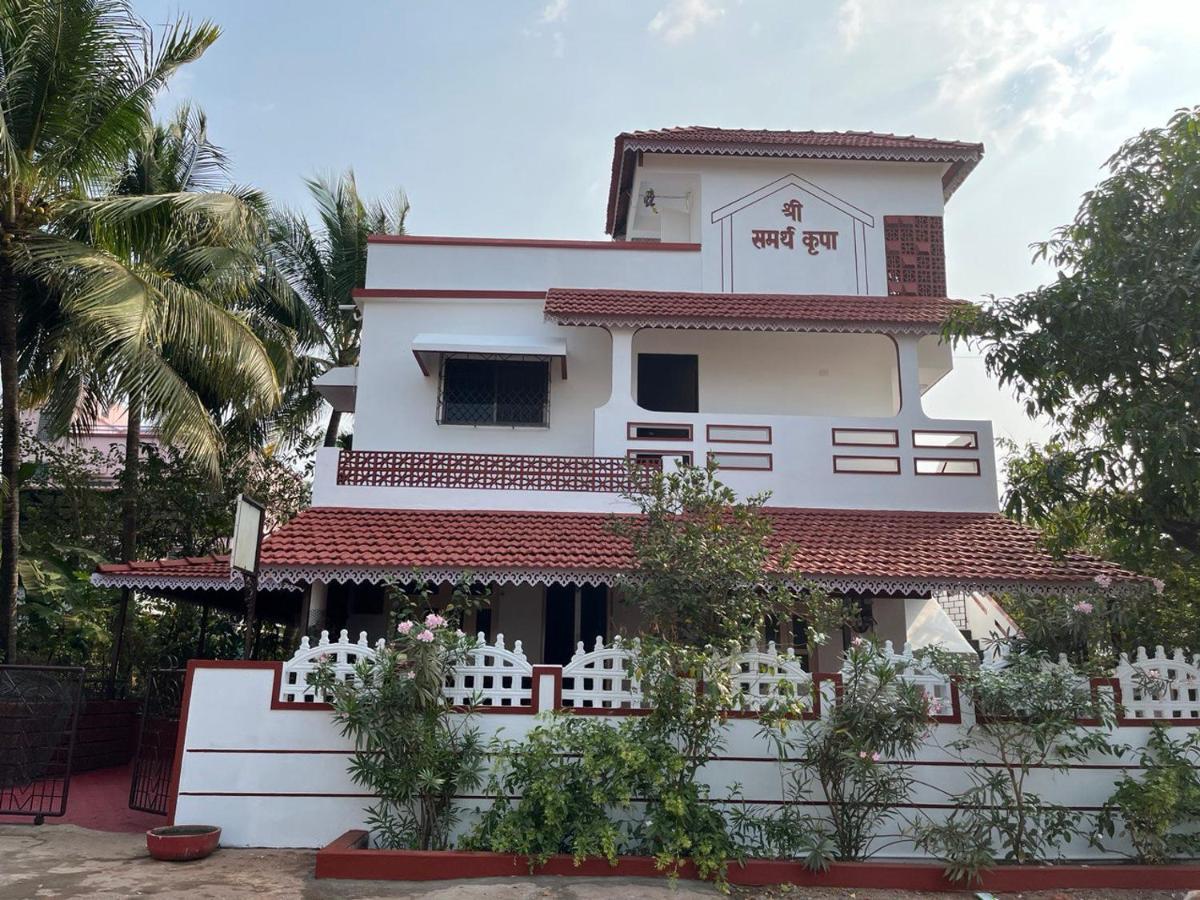 Gayatri Homestay Ratnagiri Ngoại thất bức ảnh