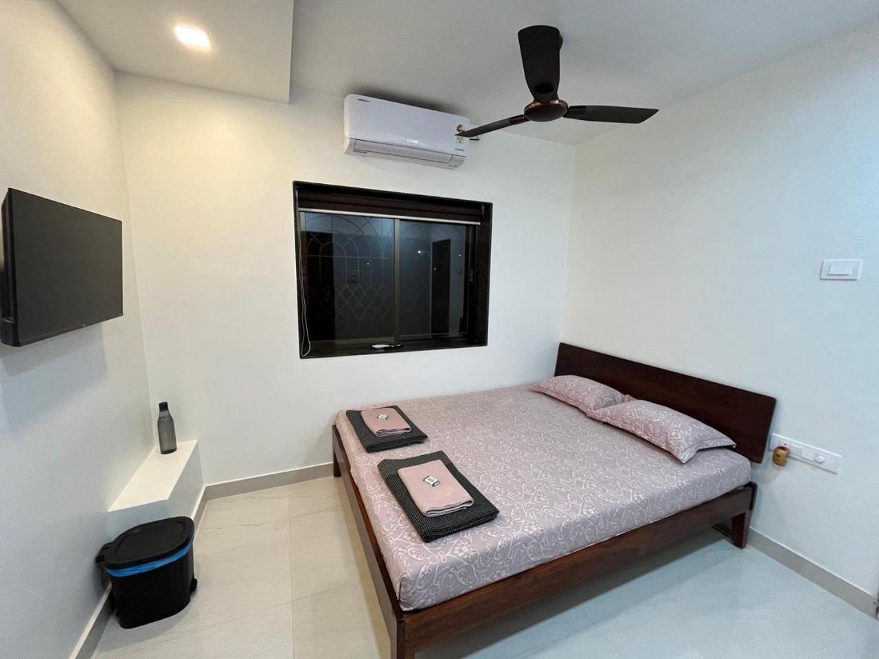 Gayatri Homestay Ratnagiri Ngoại thất bức ảnh